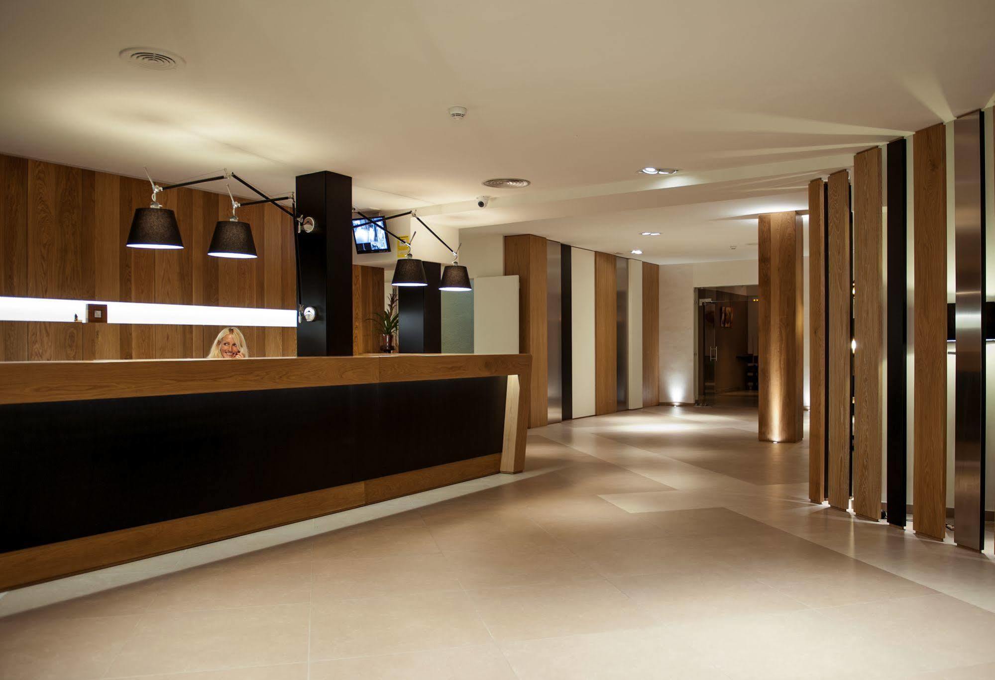 โรงแรมโรซา นอติกา มัลกรัตเดมาร์ ภายนอก รูปภาพ